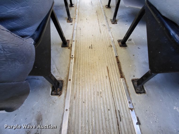 image for item DO3588 2003 International CE  school bus