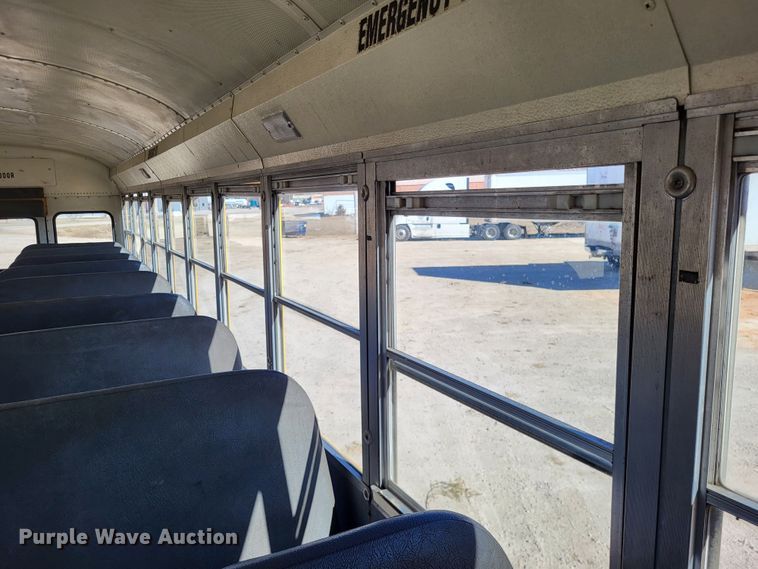 image for item DO3588 2003 International CE  school bus