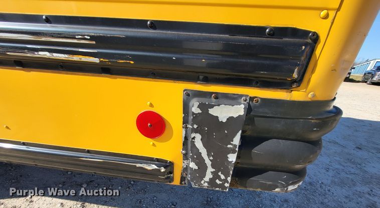 image for item DO3588 2003 International CE  school bus