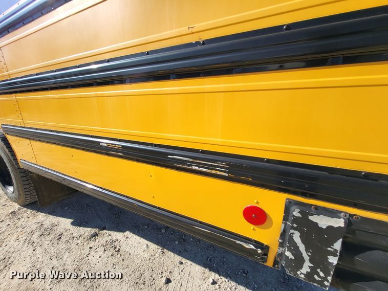 image for item DO3588 2003 International CE  school bus
