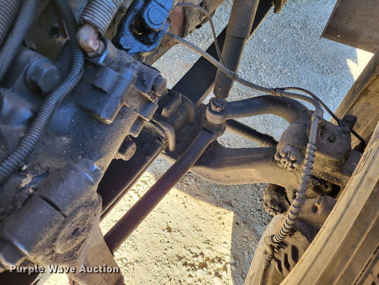 image for item DO3588 2003 International CE  school bus