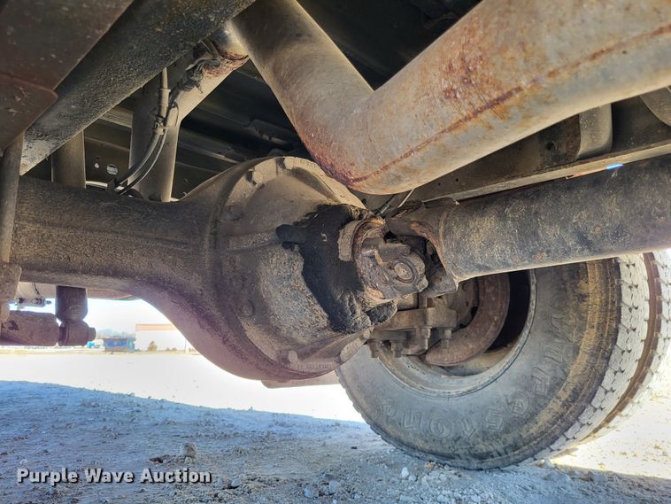 image for item DO3588 2003 International CE  school bus