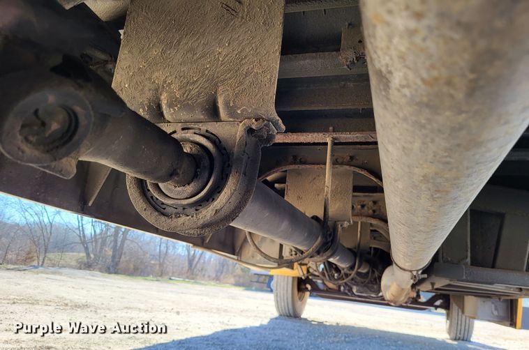 image for item DO3588 2003 International CE  school bus