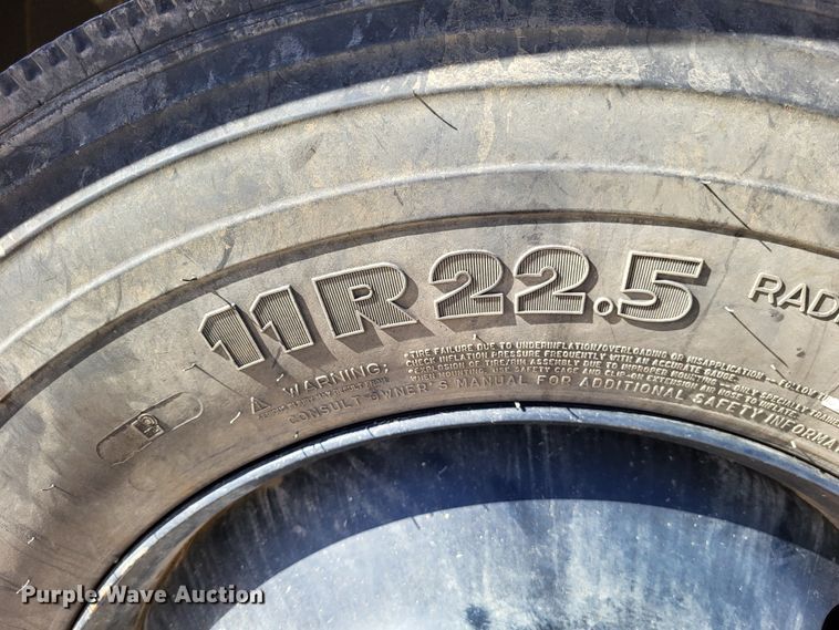 image for item DO3588 2003 International CE  school bus