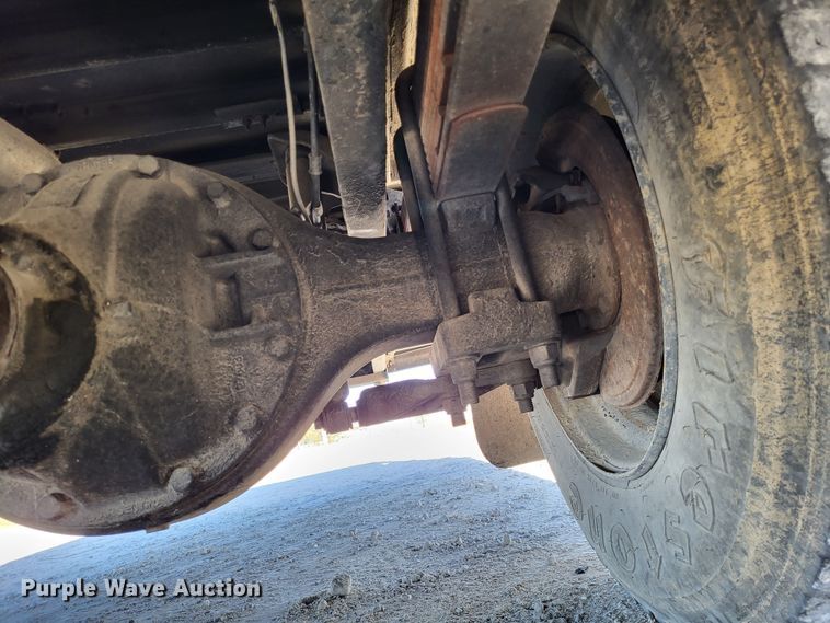 image for item DO3588 2003 International CE  school bus