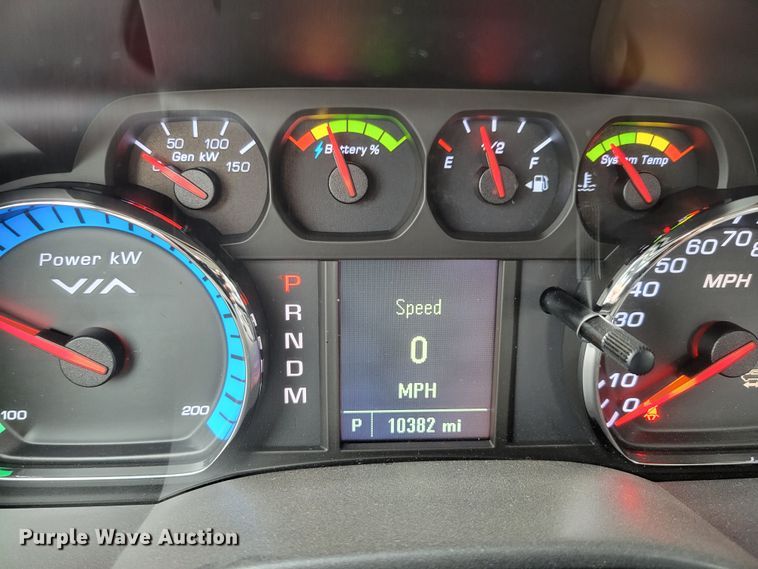 image for item DO4174 2014  Chevrolet Silverado 1500  Crew Cab pickup truck