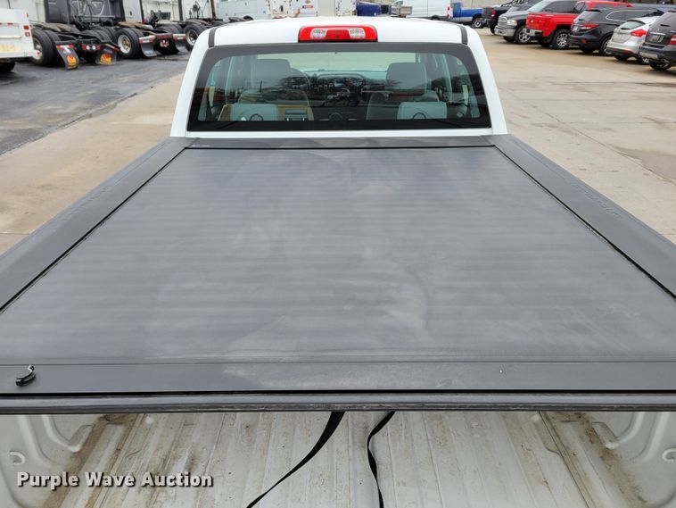 image for item DO4174 2014  Chevrolet Silverado 1500  Crew Cab pickup truck