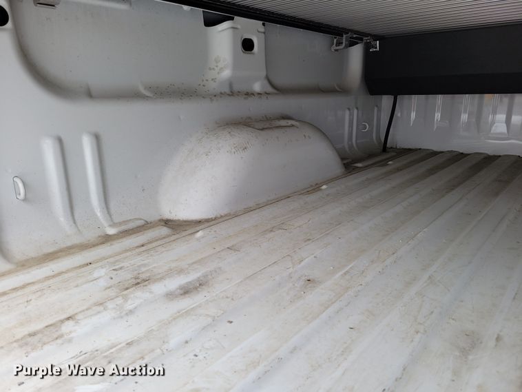 image for item DO4174 2014  Chevrolet Silverado 1500  Crew Cab pickup truck