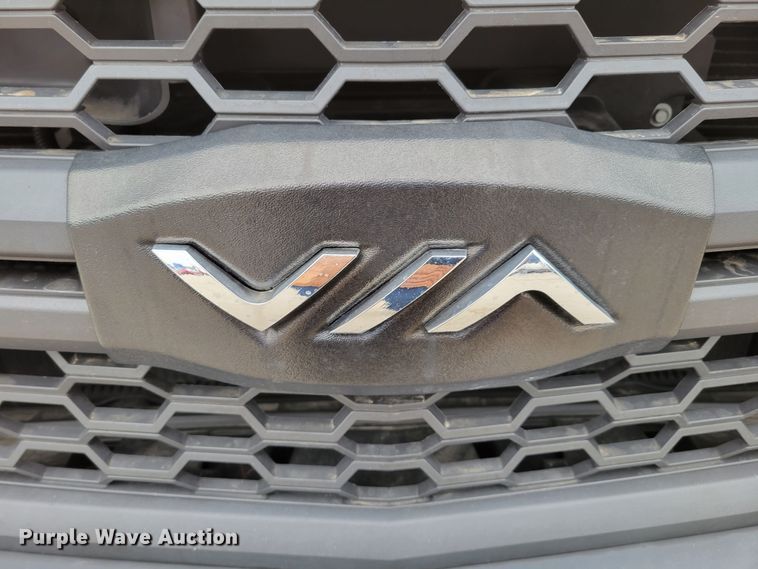 image for item DO4174 2014  Chevrolet Silverado 1500  Crew Cab pickup truck