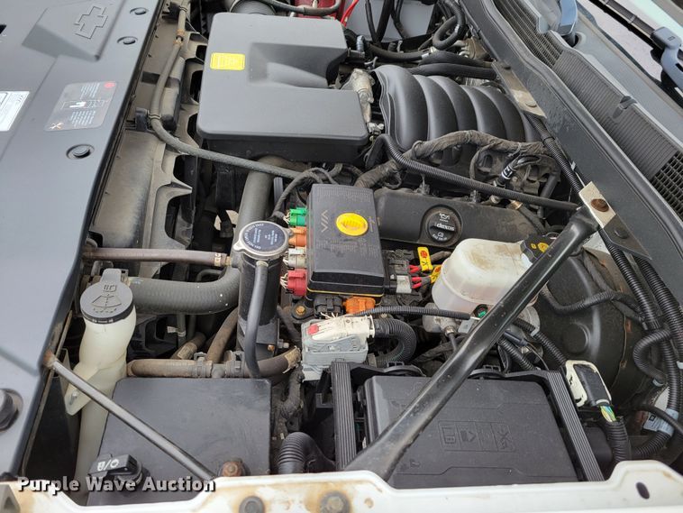 image for item DO4174 2014  Chevrolet Silverado 1500  Crew Cab pickup truck