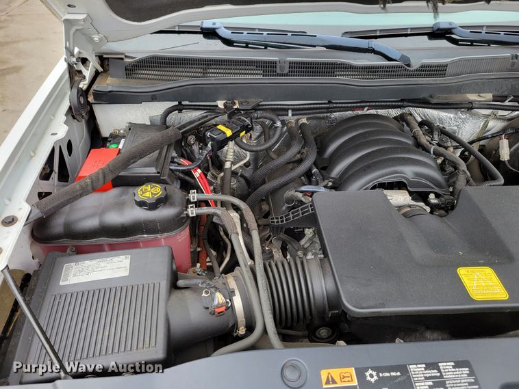 image for item DO4174 2014  Chevrolet Silverado 1500  Crew Cab pickup truck