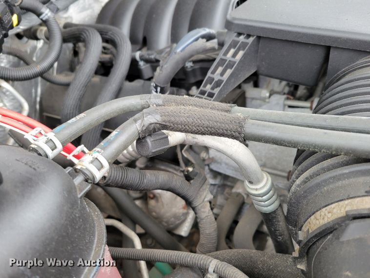 image for item DO4174 2014  Chevrolet Silverado 1500  Crew Cab pickup truck