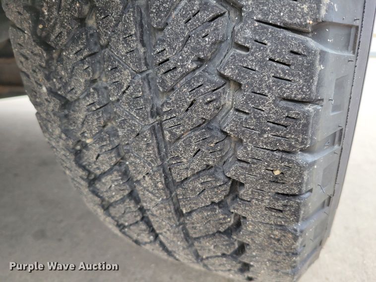 image for item DO4174 2014  Chevrolet Silverado 1500  Crew Cab pickup truck