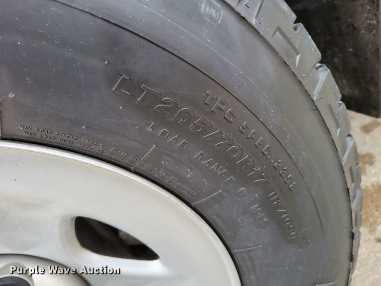 image for item DO4174 2014  Chevrolet Silverado 1500  Crew Cab pickup truck