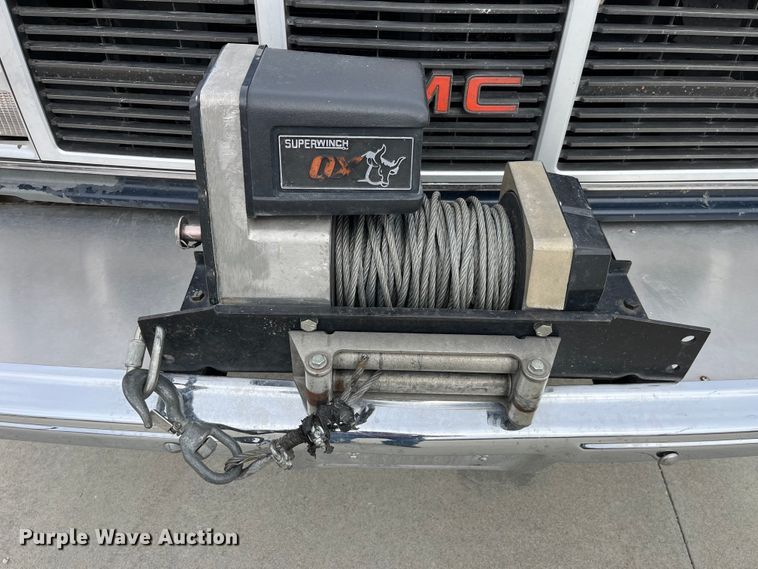 image for item DP0469 1987 GMC V3500  pickup truck