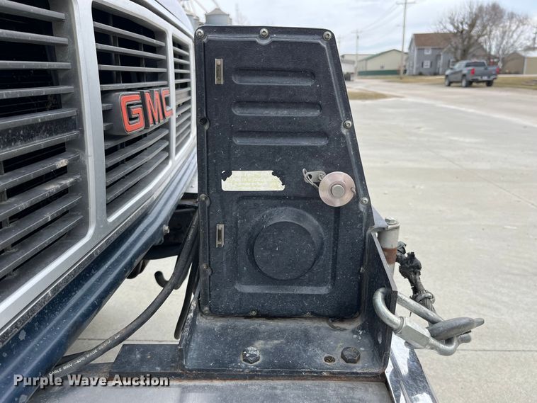 image for item DP0469 1987 GMC V3500  pickup truck