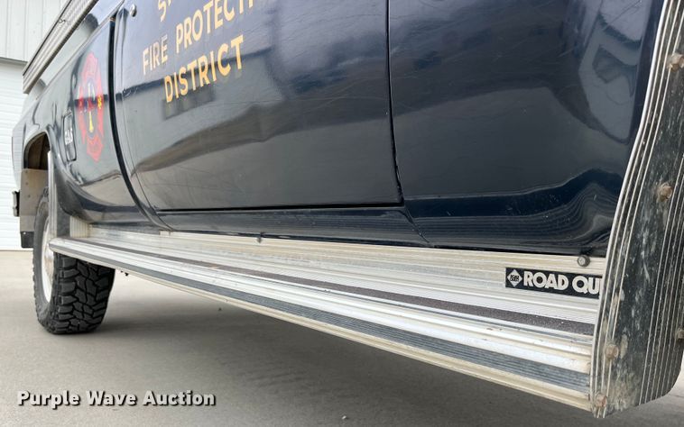 image for item DP0469 1987 GMC V3500  pickup truck