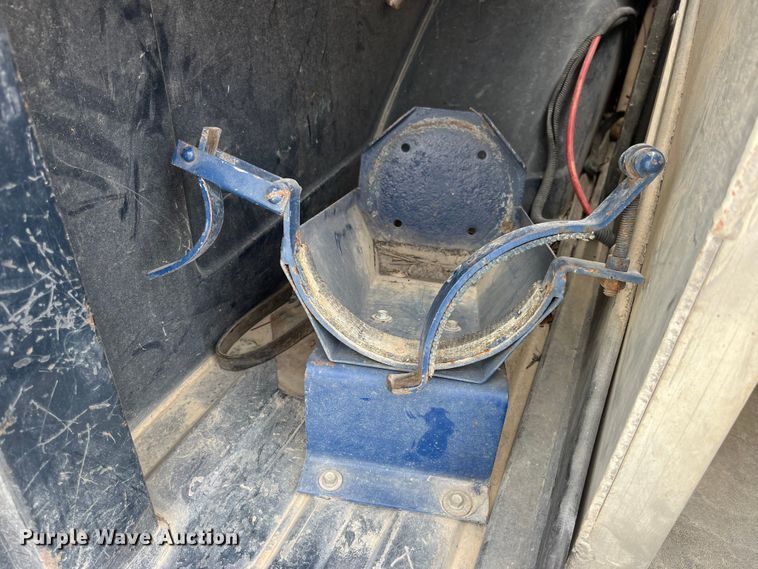 image for item DP0469 1987 GMC V3500  pickup truck