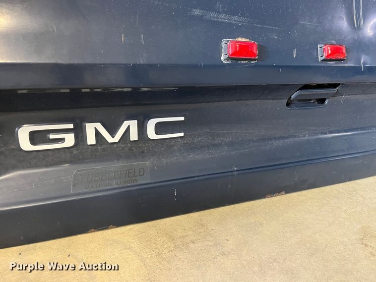 image for item DP0469 1987 GMC V3500  pickup truck