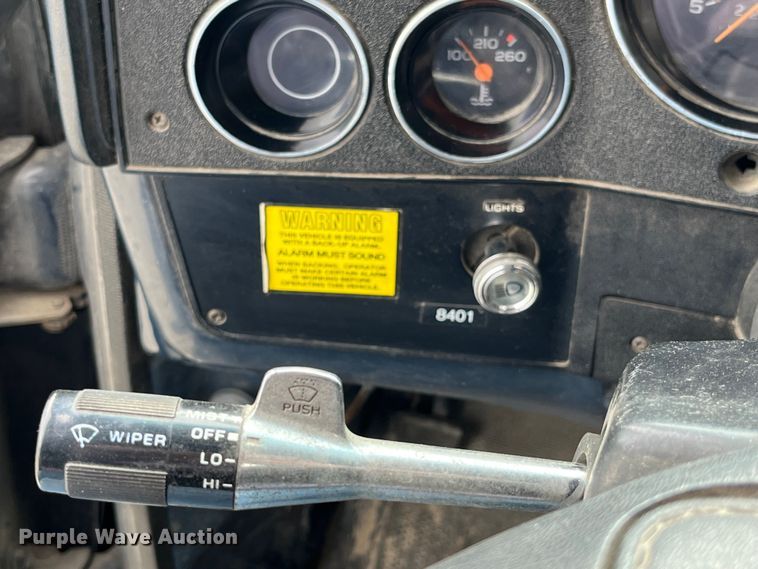 image for item DP0469 1987 GMC V3500  pickup truck