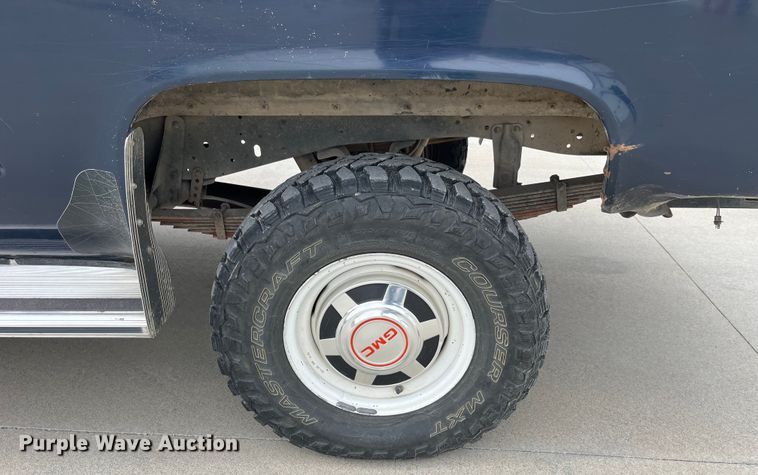 image for item DP0469 1987 GMC V3500  pickup truck