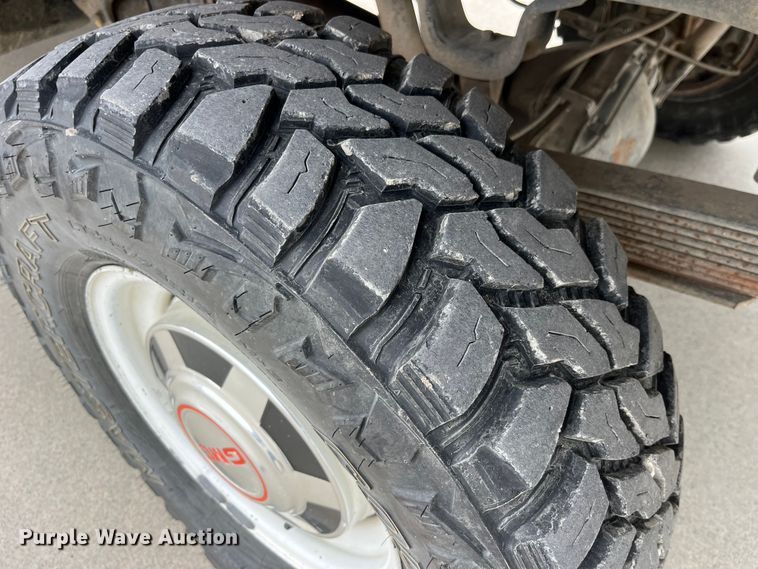 image for item DP0469 1987 GMC V3500  pickup truck