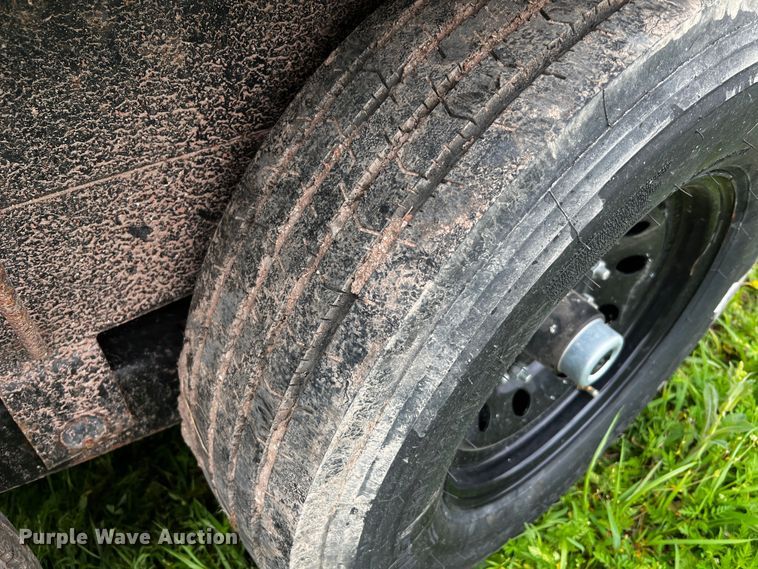 image for item DQ1998 2014 MC  utility trailer