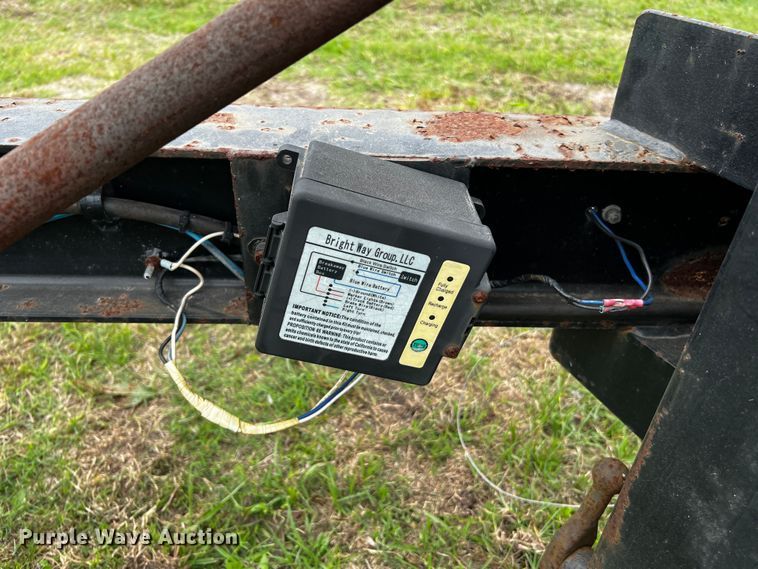 image for item DQ1999 2011 Centreville  flatbed trailer