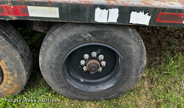 image for item DQ1999 2011 Centreville  flatbed trailer