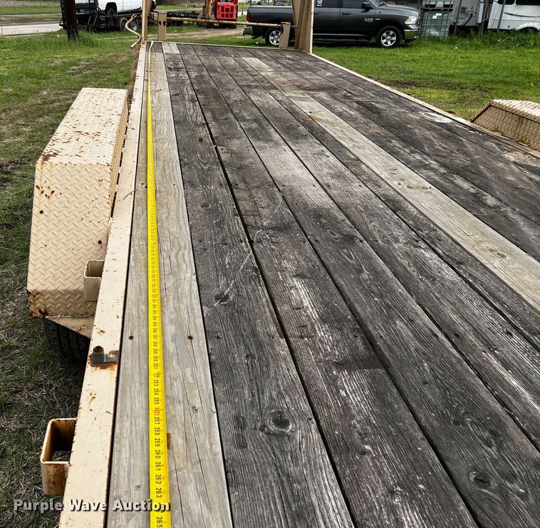 image for item DQ2000 2012 ABU  equipment trailer