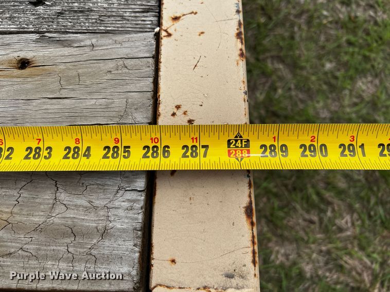 image for item DQ2000 2012 ABU  equipment trailer