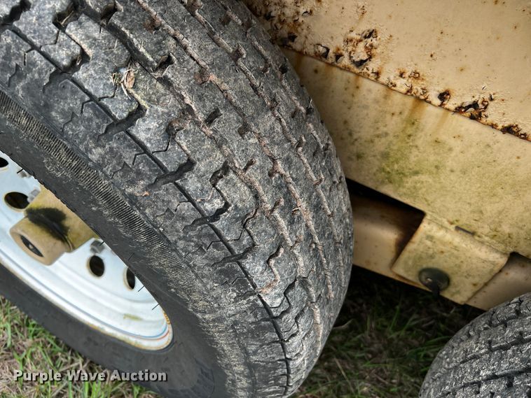 image for item DQ2000 2012 ABU  equipment trailer