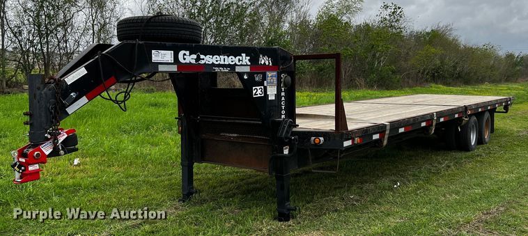 image for item DQ2001 2007 Gooseneck A10A2  equipment trailer