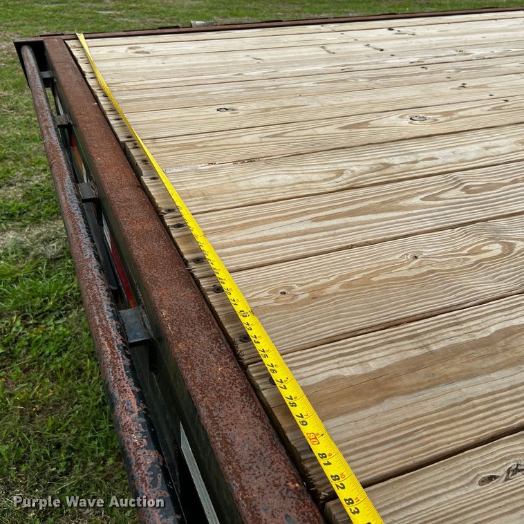 image for item DQ2001 2007 Gooseneck A10A2  equipment trailer