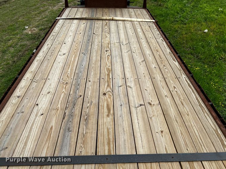 image for item DQ2001 2007 Gooseneck A10A2  equipment trailer