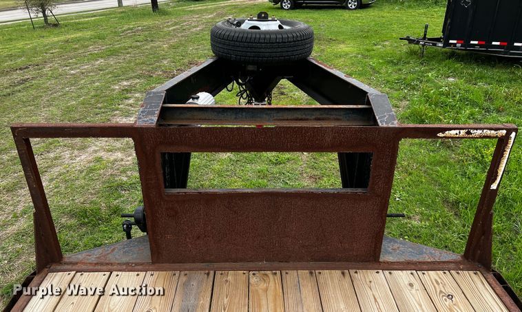 image for item DQ2001 2007 Gooseneck A10A2  equipment trailer