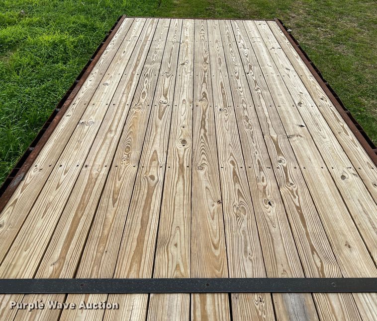 image for item DQ2001 2007 Gooseneck A10A2  equipment trailer