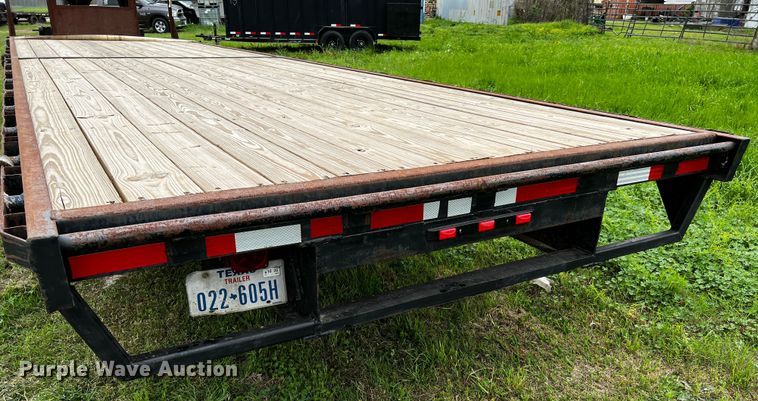 image for item DQ2001 2007 Gooseneck A10A2  equipment trailer