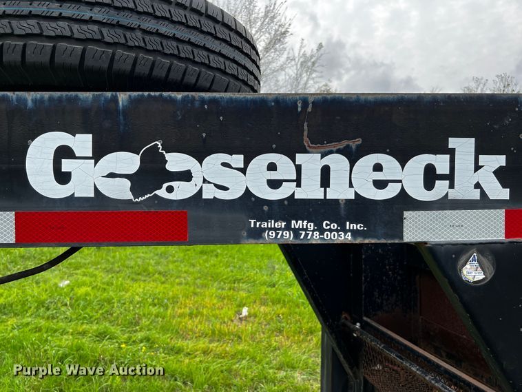 image for item DQ2001 2007 Gooseneck A10A2  equipment trailer