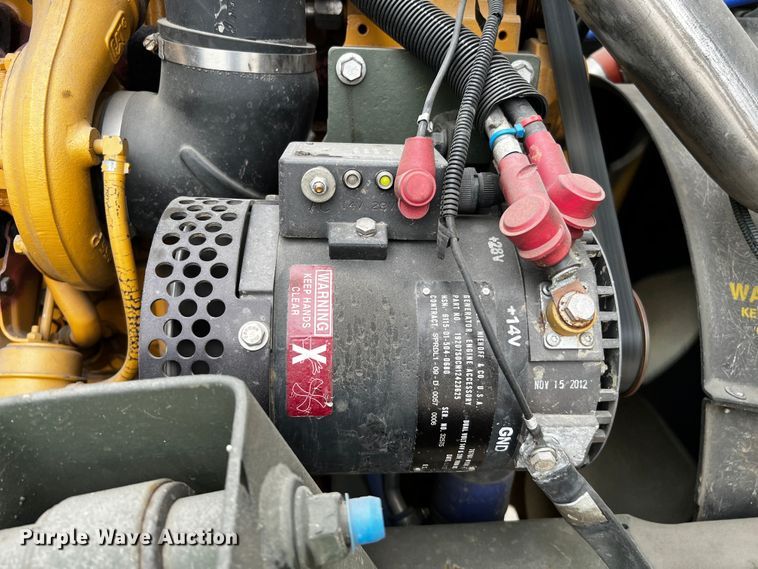 image for item DQ2002 2002 Stewart & Stevenson  semi truck