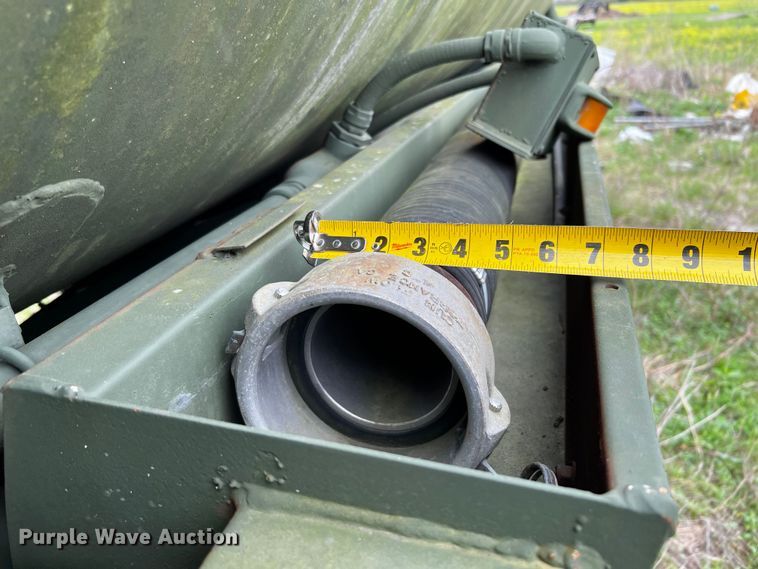 image for item DQ2013 1984 Heil M969A1  tank trailer