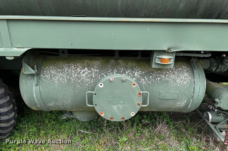 image for item DQ2013 1984 Heil M969A1  tank trailer