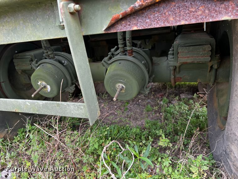 image for item DQ2013 1984 Heil M969A1  tank trailer