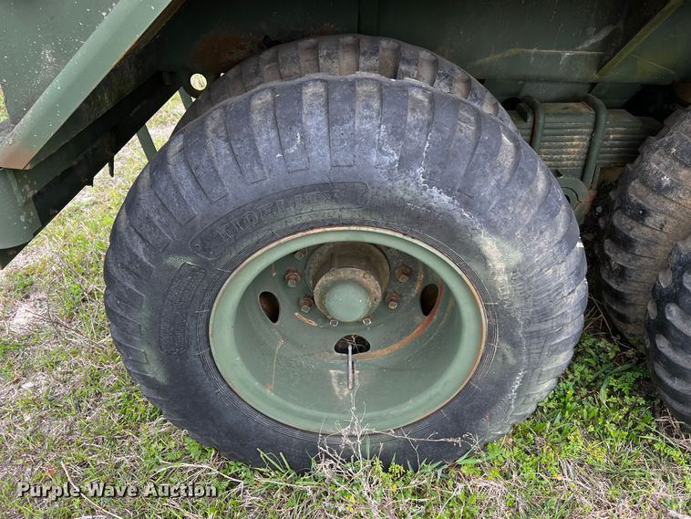 image for item DQ2013 1984 Heil M969A1  tank trailer