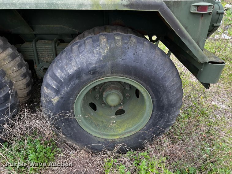 image for item DQ2013 1984 Heil M969A1  tank trailer