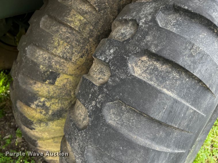 image for item DQ2013 1984 Heil M969A1  tank trailer