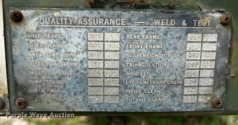 image for item DQ2013 1984 Heil M969A1  tank trailer