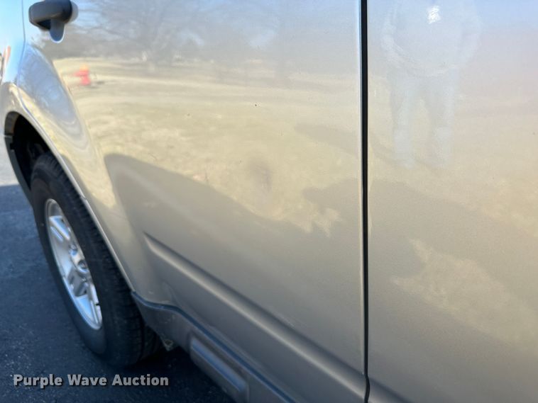 image for item DR6051 2011 Ford Escape Hybrid  SUV