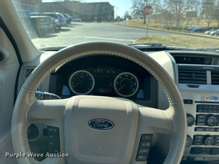 image for item DR6051 2011 Ford Escape Hybrid  SUV