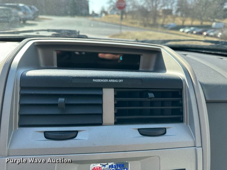 image for item DR6051 2011 Ford Escape Hybrid  SUV